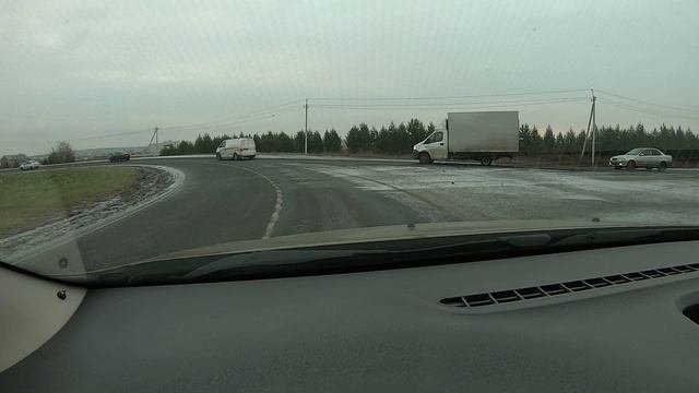 "Круговое движение". ПДД.  Не учебное пособие,но круг научитесь проезжать безопасно!  06.10.2025 г.