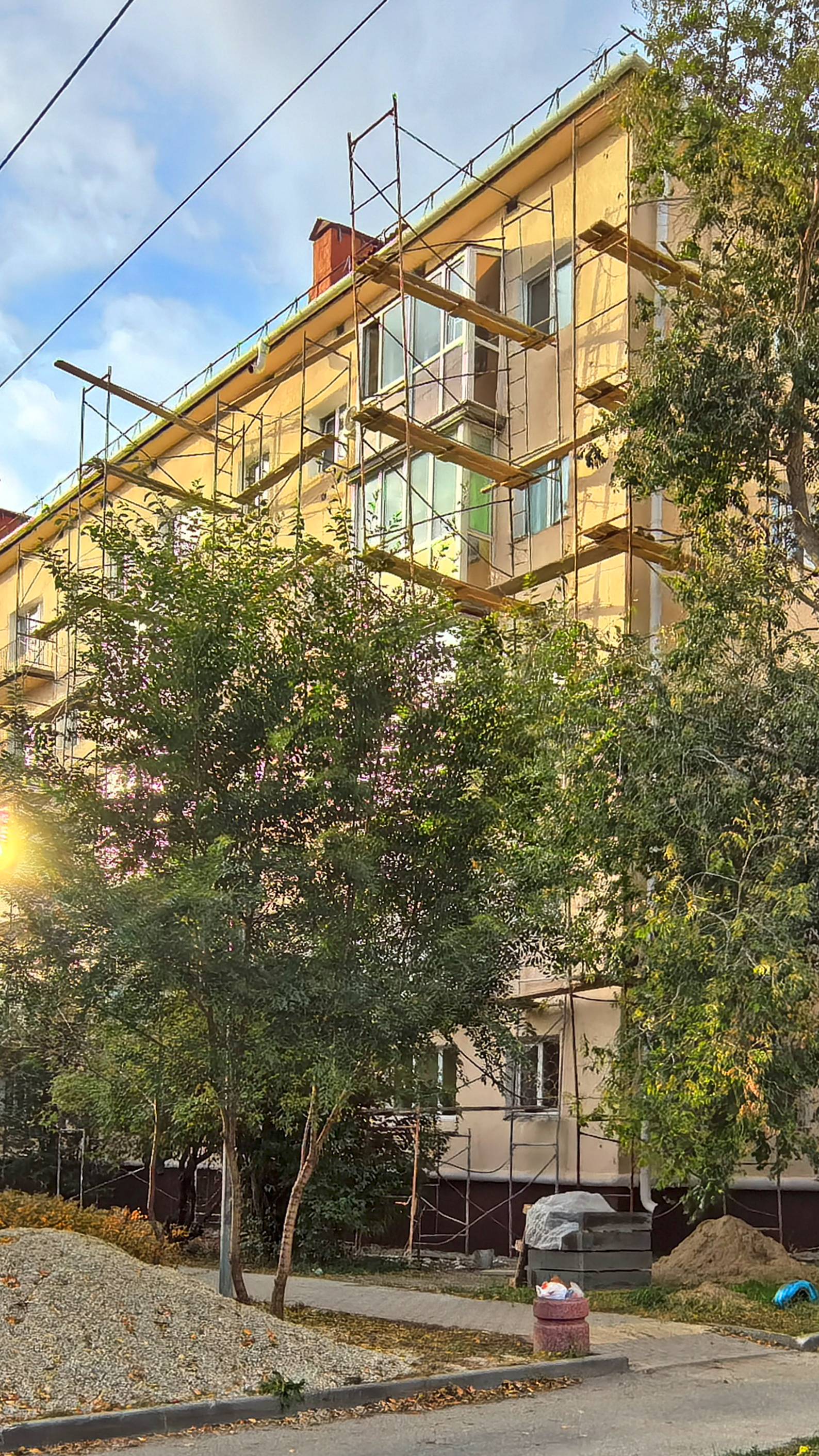 Андрианова 8 1к