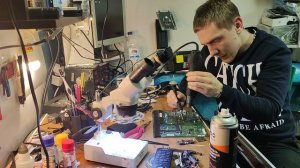 ПЫТАЕМСЯ ВОССТАНОВИТЬ ПРОЦЕССОР ТЕЛЕВИЗОРА НО ВСЕ БЕЗРЕЗУЛЬТАТНО