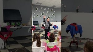 Фокусник иллюзионист Михаил Мостославский