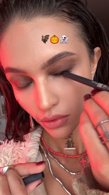 🦇🎃👻 смотреть онлайн