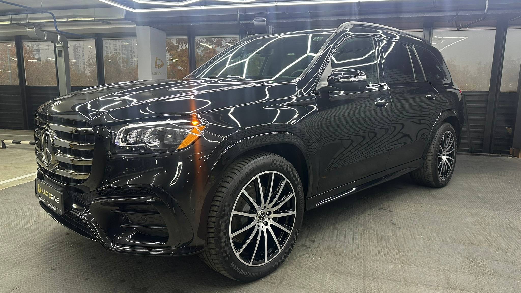 Mercedes-Benz GLS450 2024г