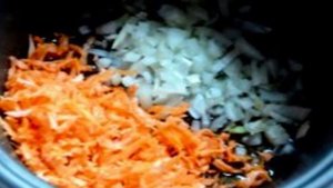 Макароны с говядиной в мультиварке