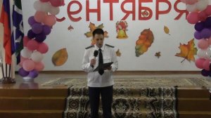 Торжественная линейка посвящённая Дню Знаний.