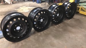 Диски б/у 6.5x16/5x114.3 ET 39 Dia 60.1 на Toyota Avensis