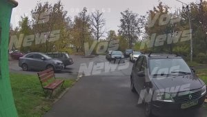 Автомобиль в Воскресенске сорвался с ручника и сбил пожилую женщину