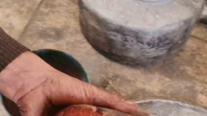 Изготовление медных кувшинов. Пакистан