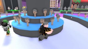 МЕСТЬ ЕВЕ ЗА КОСТЮМЫ! ОНА НЕ МОЖЕТ МНЕ ВОЗРАЗИТЬ Roblox Fashion Show