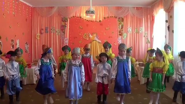 Танцевальная композиция "Золотая ярмарка", Исполняют: Старшая группа "Звоночки", 5 лет