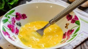 Макароны с сыром и яйцом в микроволновке