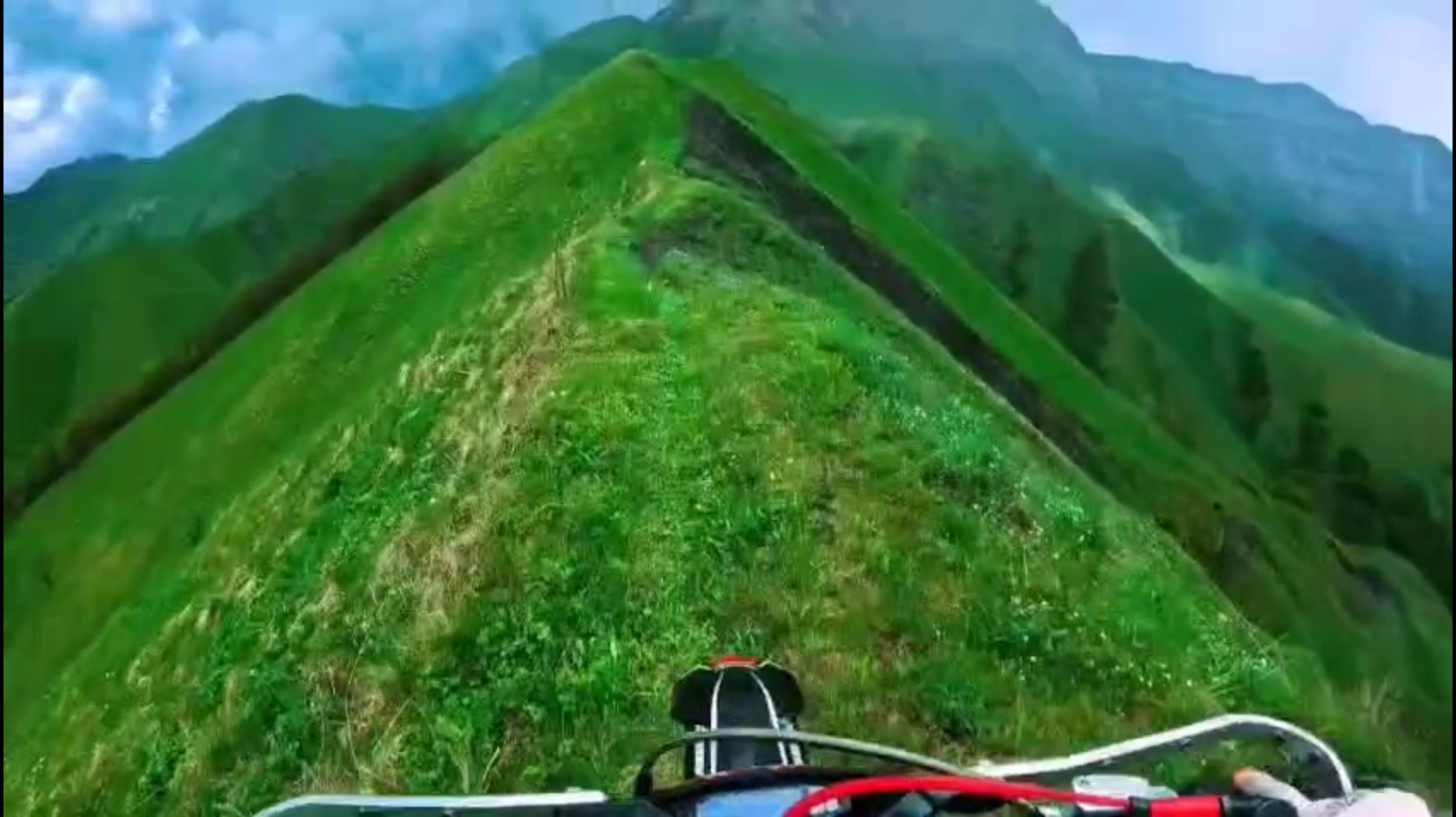 Самый опасный маршрут по хребту!! Слабонервным не смотреть