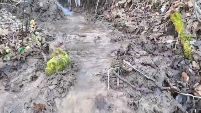 водопад небольшой.