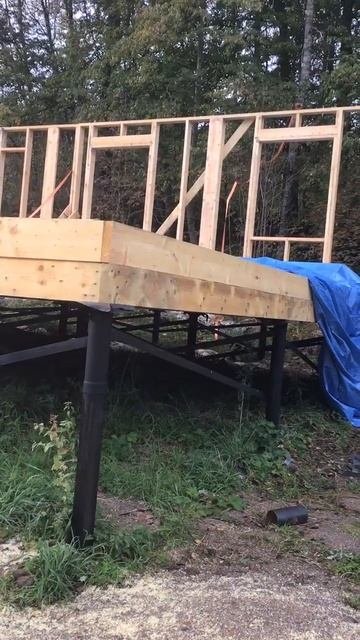 Ленобласть. Хвойное. 06.10.2025. Прогулка по селу перед возвращения с дачи в Петербург. Эпизод 2