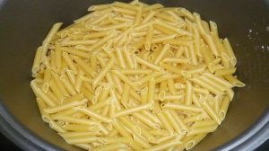 Макароны с тушенкой в мультиварке