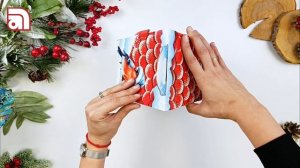 Новогодние коробки. Подарочная коробка «Снегири» - упаковка для конфет и подарков