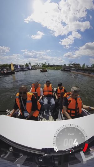 Моторная лодка Салют 585 НТ