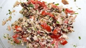 Макароны с тунцом и томатами