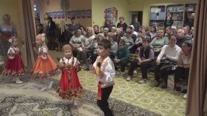 Международный день пожилых людей отметили в детском садике «Снежинка» в Пушкино