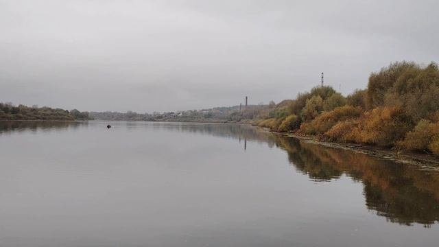 (7октября) Осенний вечер на реке, увы, без заката, очень грустно.....