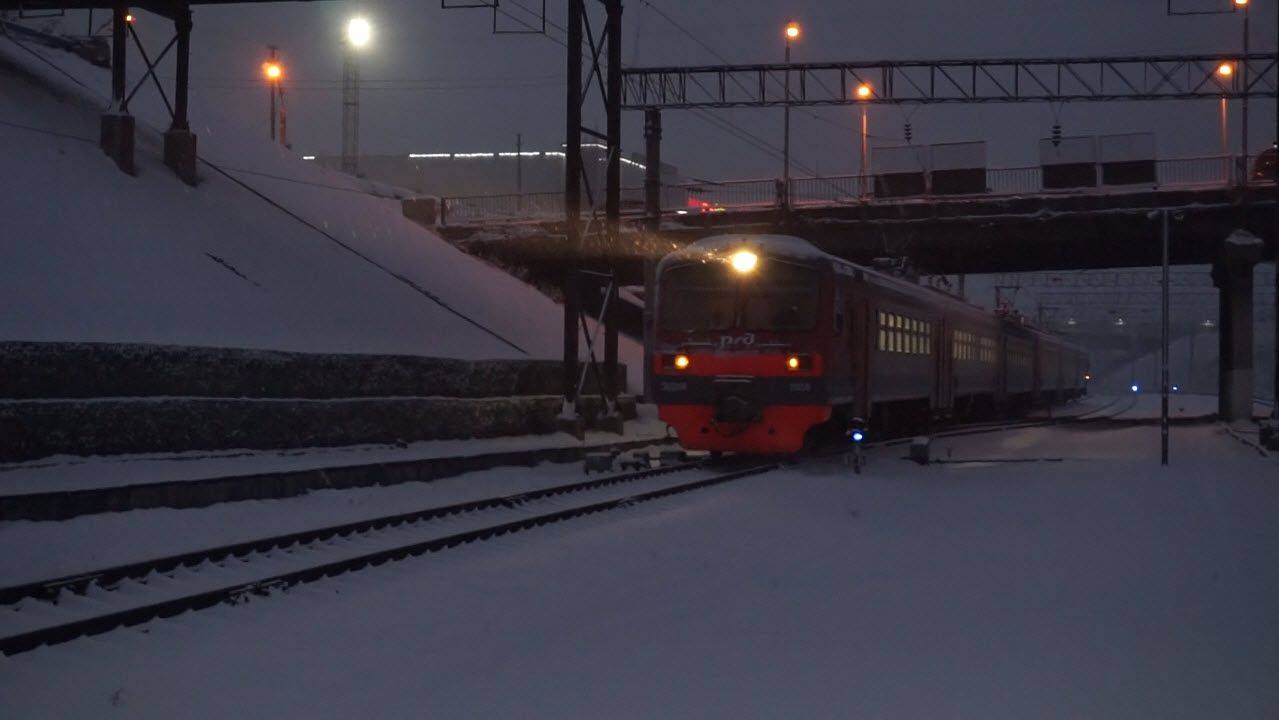 Электропоезд ЭД9М-0056