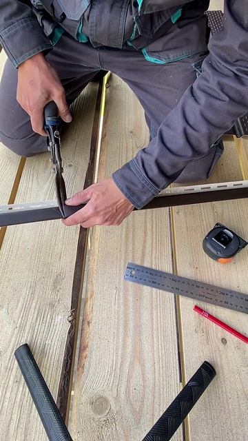 Монтаж софитов Bryza своими руками. Подрезка j планки