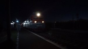 Электровоз ВЛ80С-336 с ремонтным поездом.