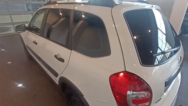 Lada (ВАЗ)/ Kalina/ II/ Универсал 5 дв. Cross/ Cross 1.6 MT (106 л.с.)/ Luxe 21947-52-C10/C11