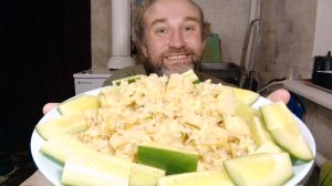 обед с Рыжулей. почему церковь всегда против ЭКО. мукбанг. обжор. еда на камеру. диета. шизофрения.