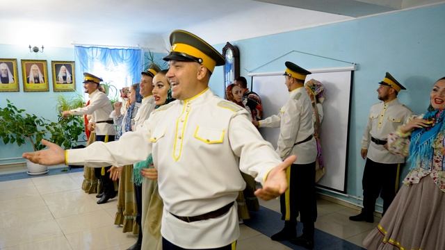 Улица Добрых Соседей!