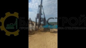 Работа сваебоя КБУРГ 16-02 в Махачкале
