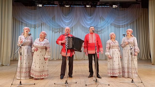 Месяц рогом облако бодает смотреть онлайн