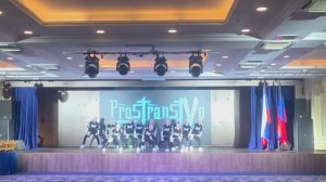 Команда "DVM dance"