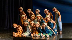 На берегу реки