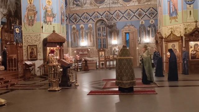 ВЕЛИЧАНИЕ В КАНУН ПРАЗДНИКА ПРЕСТАВЛЕНИЯ СЕРГИЯ РАДОНЕЖСКОГО: ДУХОВЕНСТВО И ХОР ИВЕРСКОГО МОНАСТЫРЯ смотреть онлайн