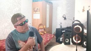 А лето цвета неба.