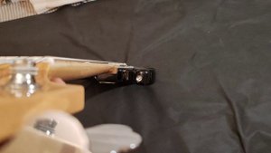 Полный обзор сборки и звука доработанной китайской реплики Fender Precision Bass чёрной