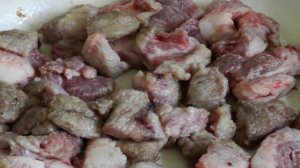 Макароны со свининой в мультиварке