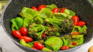 Креветки с овощами