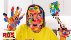 Игрушки прилипли к маминому лицу! Видео от Влада и Ники!