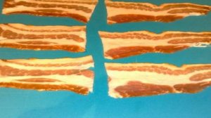 Креветки в беконе