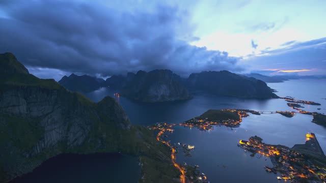 НЕВЕРОЯТНОЕ ВИДЕО В формате 8K ULTRA HD с поддержкой технологии Dolby Vision™ HDR (телевизор с разре