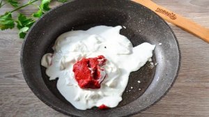 Макароны в сметанно-томатном соусе