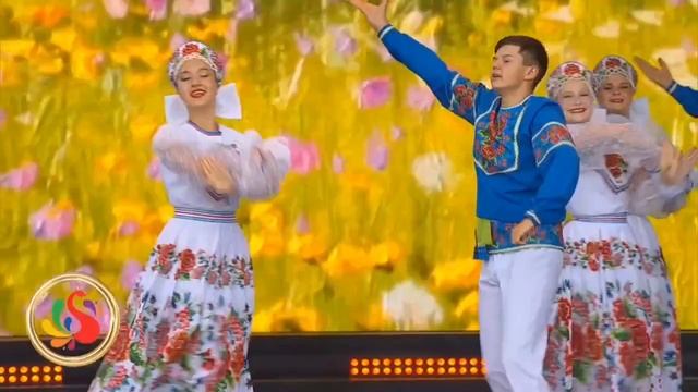 Утушка луговая. Выступление на Поклонной горе г.Москва.