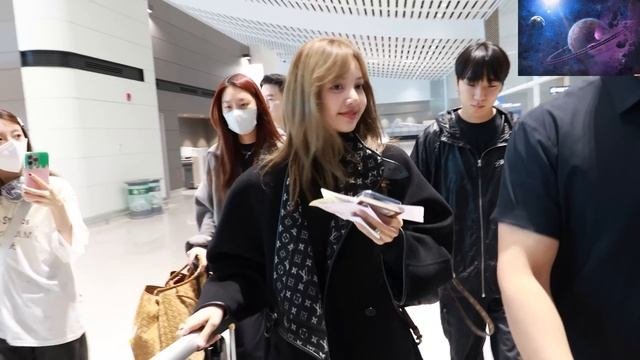 Очаровательная ЛАЛИСА МАНОБАН из BLACKPINK! Пару минут... ВИДЕО В 2К!