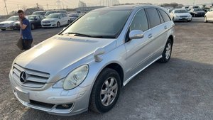 В разборе Mercedes R350 W251 2006 год