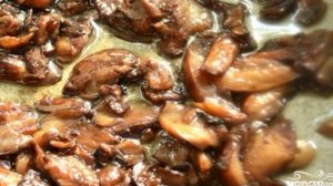 Морковь с грибами тушеная