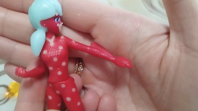 Kinder Surprise MAXI Леди Баг и Супер Кот