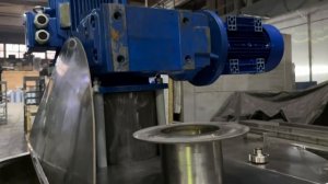 Миксер для предварительного смешивания ингредиентов. Собственное производство ООО "ЭнергоПищПром"