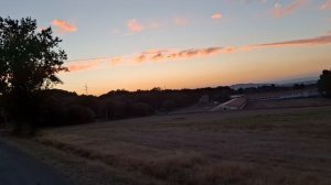 Закат. Облачный Луч указывающий направление к Темной Башне ( как в книге Кинга) 7 окт 2025