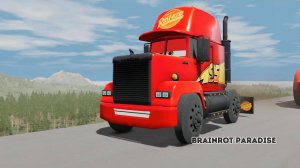 Большой и маленький длинный Lamborghini McQueen против поезда _ BeamNG.drive